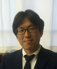 吉田先生.jpg