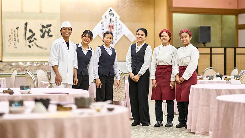 海外出身の従業員の様子