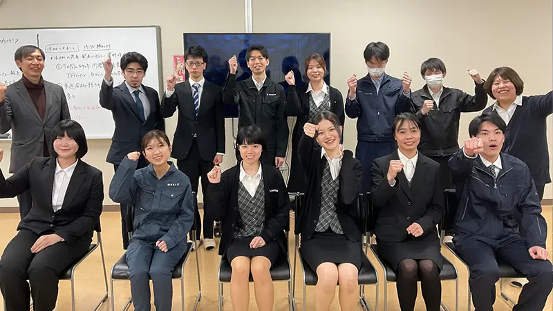 合同新人研修時の集合写真