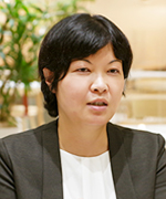 幕内理恵氏