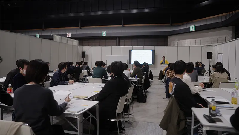 島タイプのブースの様子