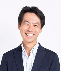 藤沢烈さん写真 リサイズ.jpg