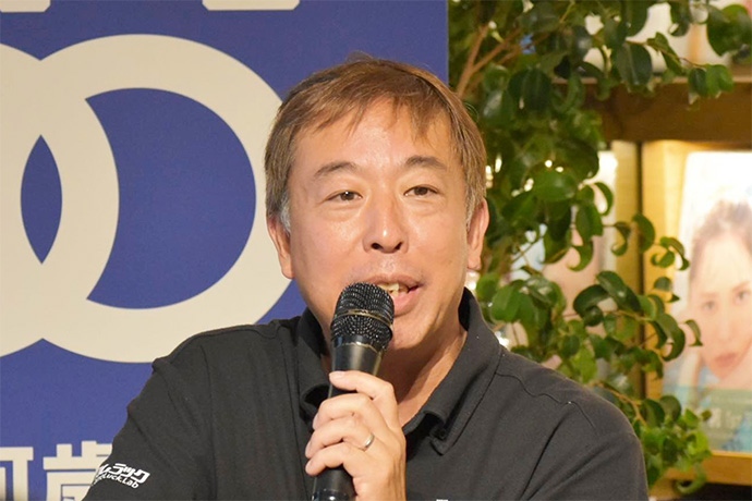 賀村 研氏