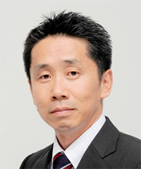 中西善信氏