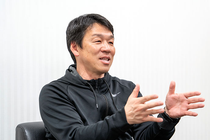 京都橘高校サッカー部監督・米澤一成氏