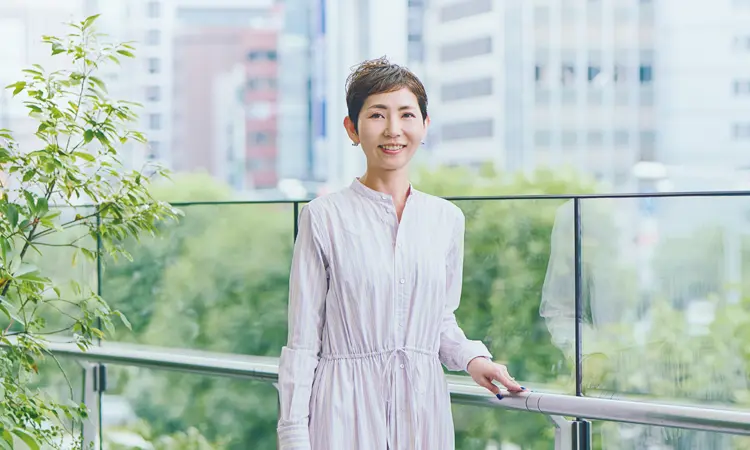 勅使川原真衣氏の写真