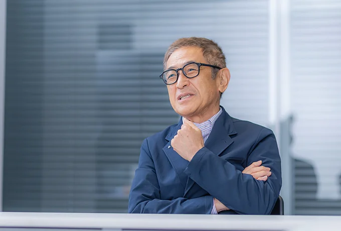高橋俊介氏